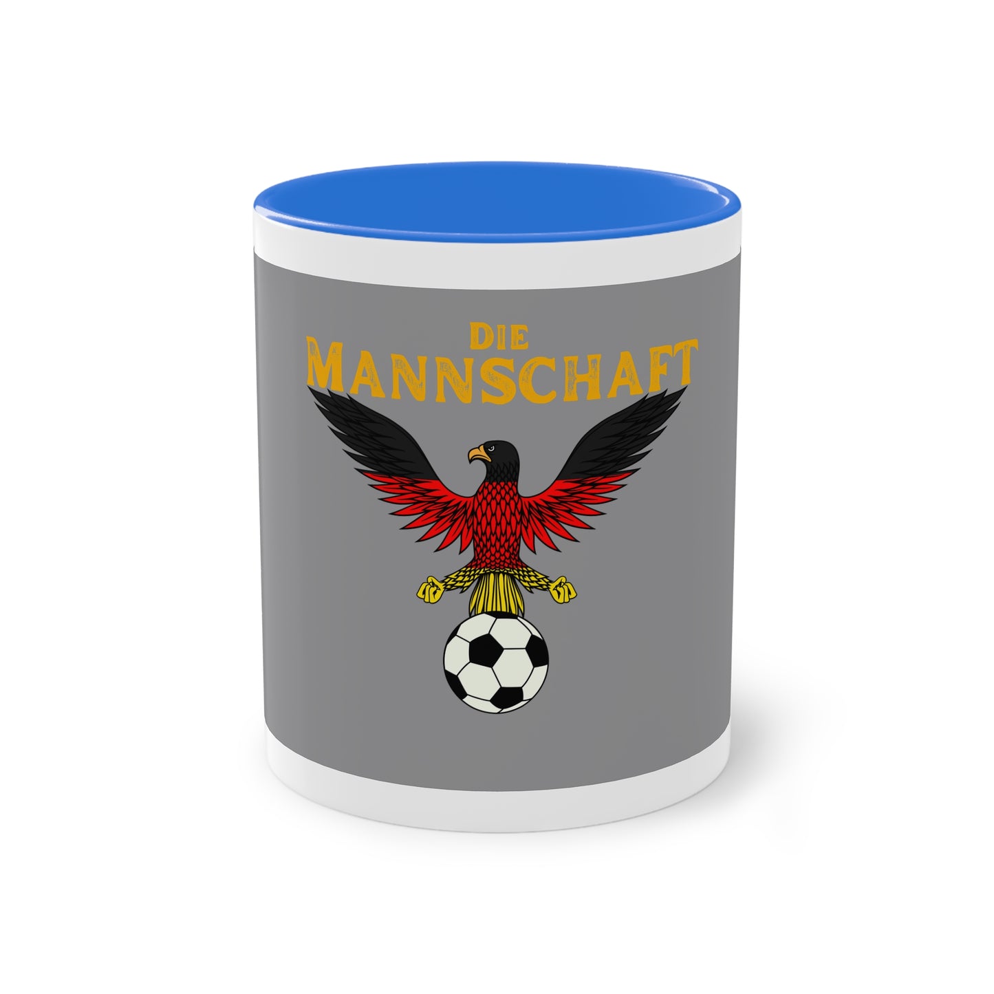 Die Mannschaft - Leistung ohne Ende auf Kaffeetassen, Teetassen bedruckt; weißer Außenbereich mit mehrfarbigem Innenbereich und Henkel, große; 11 Unzen.